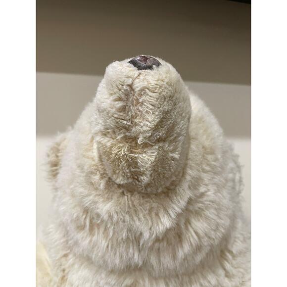 Anyone recognise this vintage polar bear plush? Possibly a  Polar Teddy Bear Plush Stuffed Animal 17\